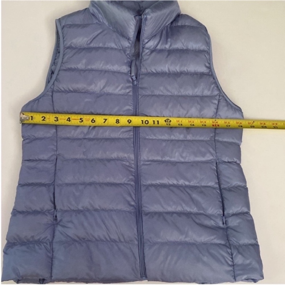 Uniqlo Women’s Vest Puffer Ultra Light Down Vest Lavender Purple size Medium - Picture 5 of 7